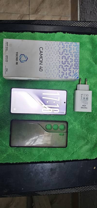 Tecno CAMON 40