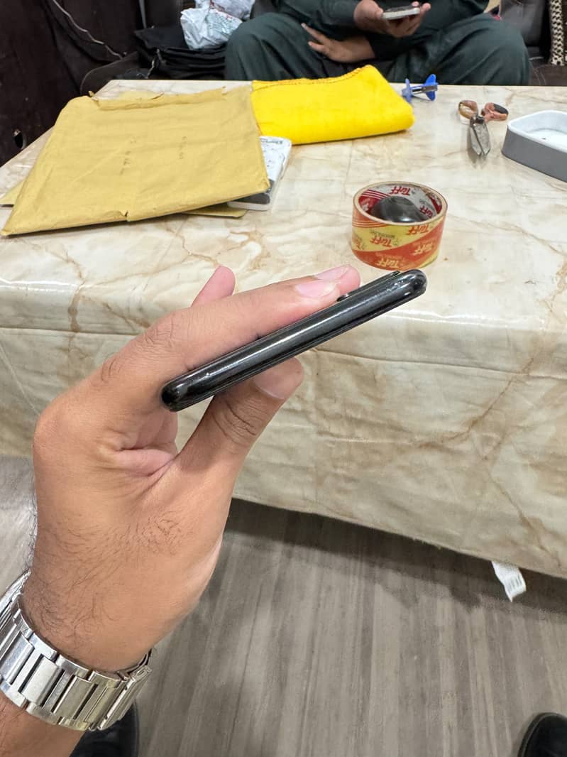 Apple iPhone 7 Plus 5