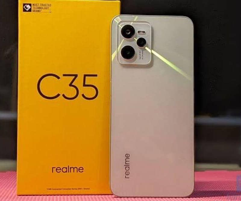 Realme C35 1