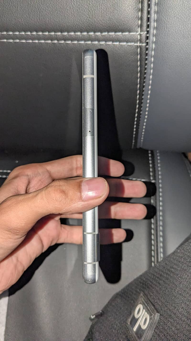 Google Pixel 7a 3