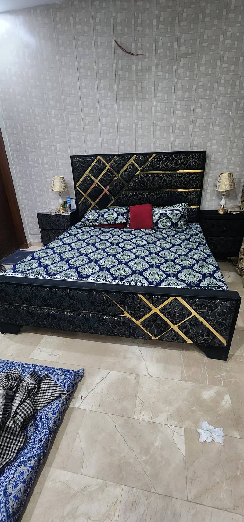 bed  side table and. dressing 0