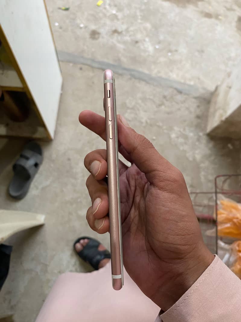 iPhone 7 Plus 2