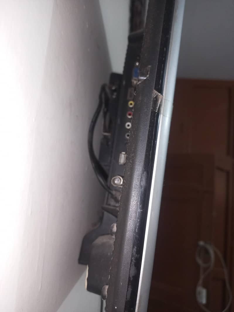 lcd good condition 0