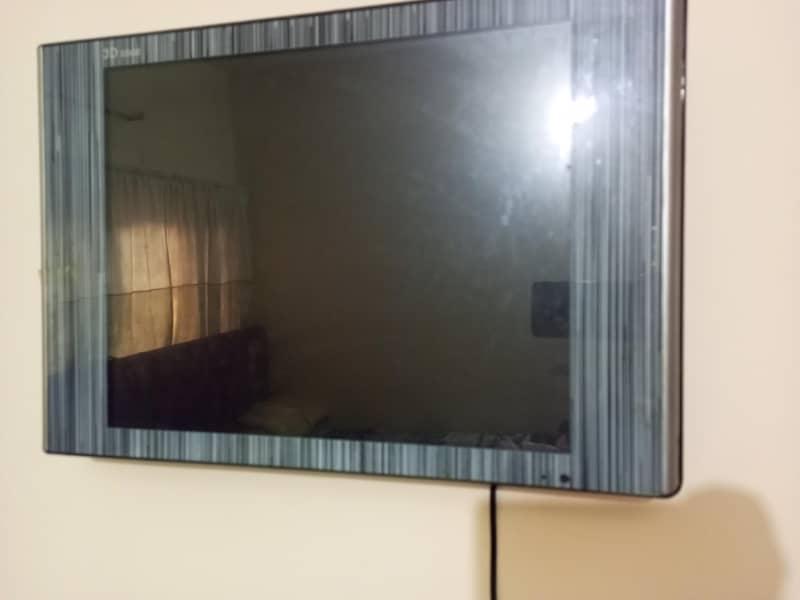 lcd good condition 1