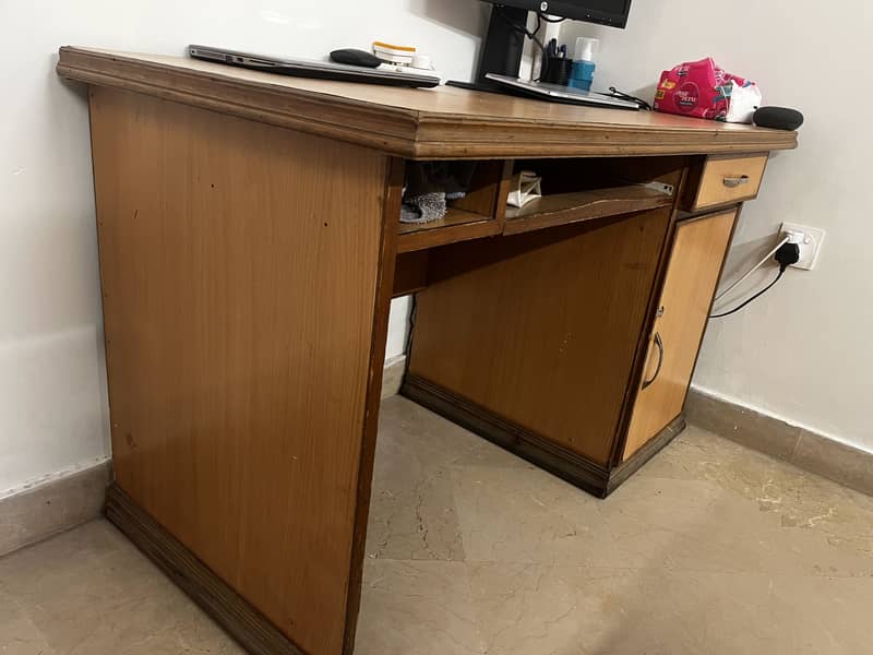 Study table 2