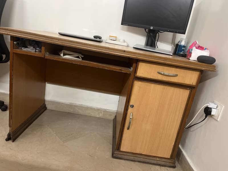 Study table 3