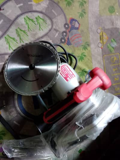 sencan circular saw 1300W