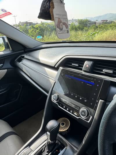 Honda Civic Oriel 2019