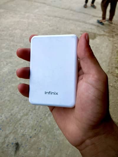 Wireless power bank with type C out/in