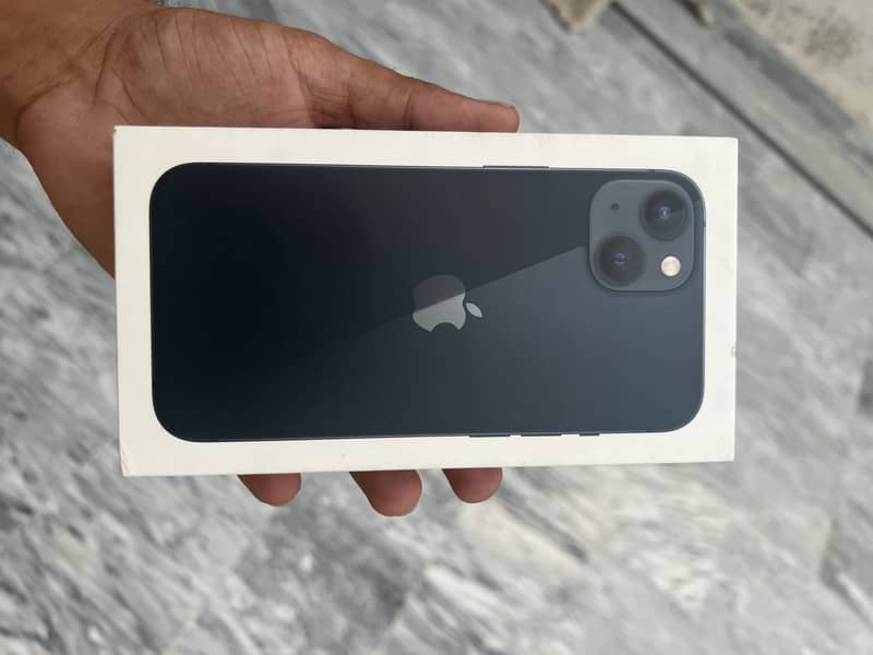 Apple iPhone 13 1