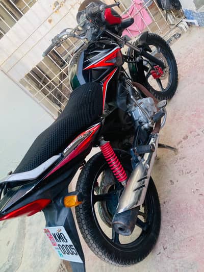 Honda cb125f