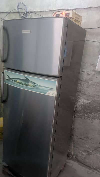 Electrolux frig new condition