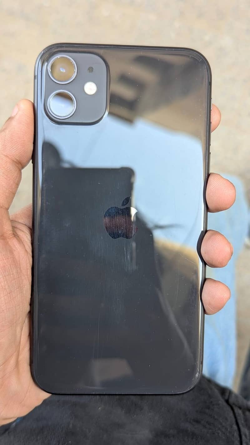 Apple iPhone 11 3