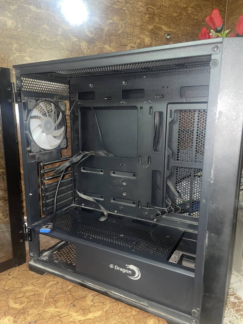 Dragon  Pc case 5
