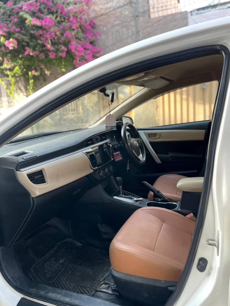 Altis 2015 model 8