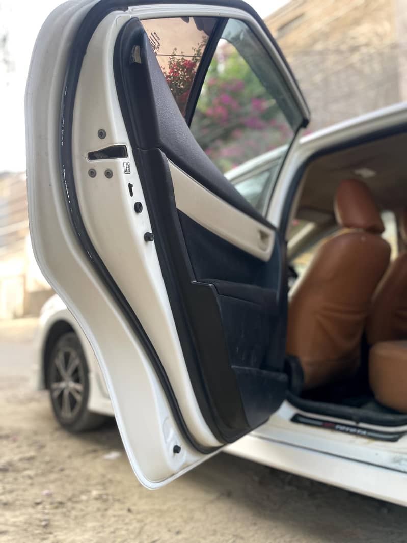 Altis 2015 model 9