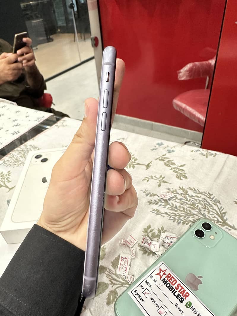 Apple iPhone 11 5