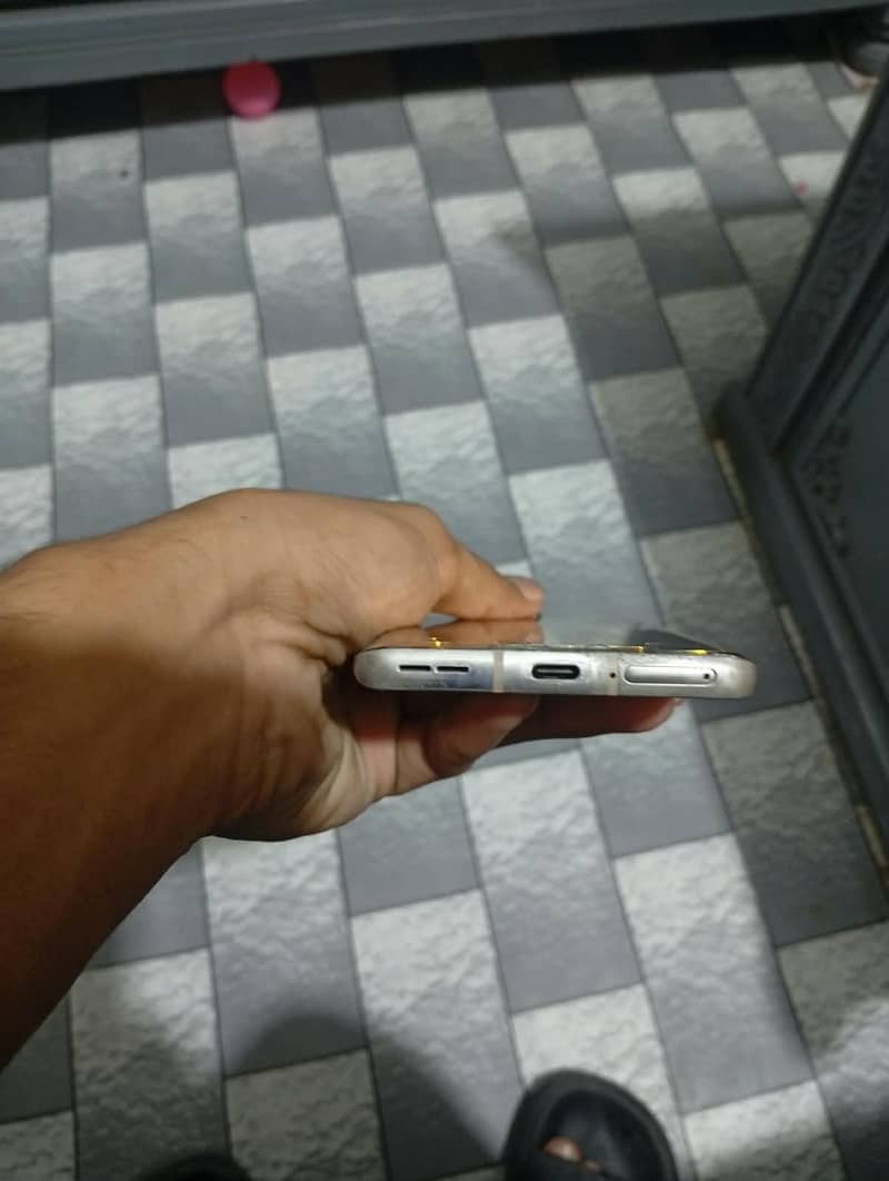 One Plus 8 4
