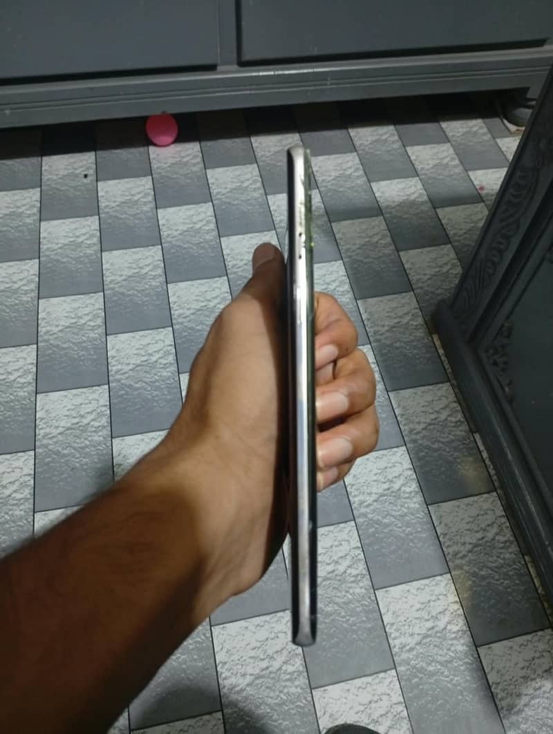 One Plus 8 5