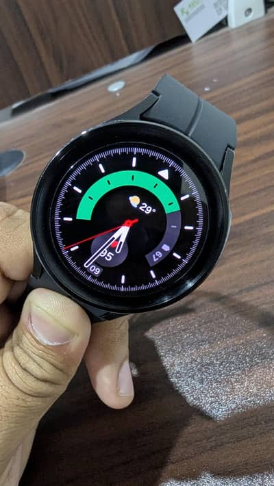 Samsung Galaxy Watch 5 Pro (45mm Bluetooth/WiFi/GPS) 10/10 Condition
