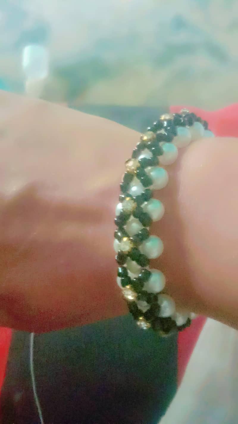 bracelt 1
