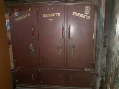 3 door strong iron wardrobe for urgent sale