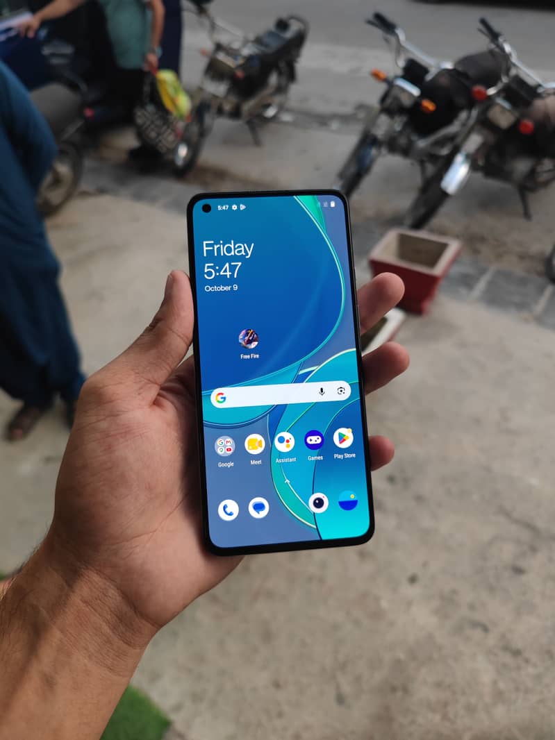 One Plus 8T 4