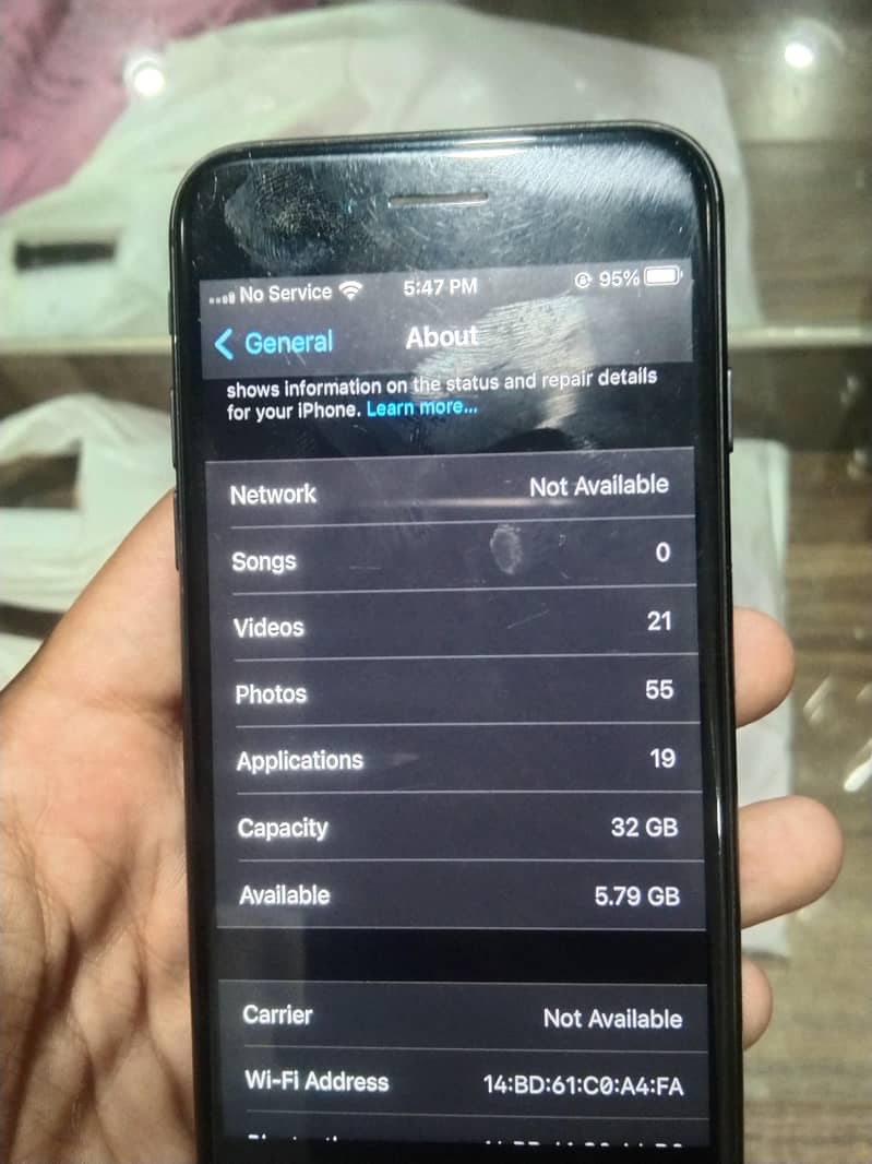 Apple iPhone 7 3