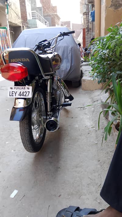 cg 125 2013 modal all now bike restored ha sari ki sari 10/10 bike a