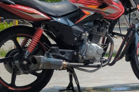 Akrapovic shark exhaust