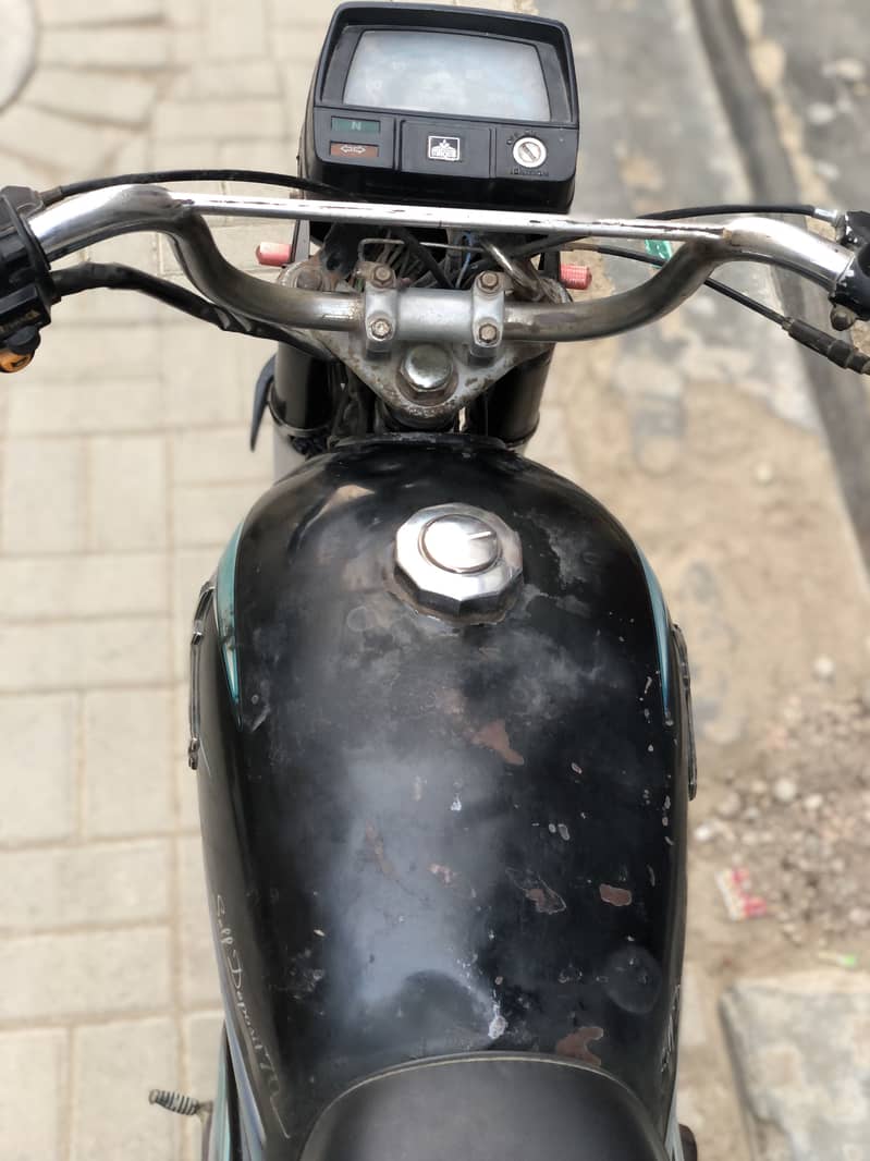UNIQUE 70cc 2016 MdL 9