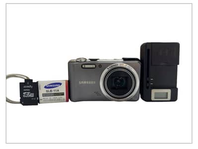 Iconic ultra zoom Samsung wb650 for sale