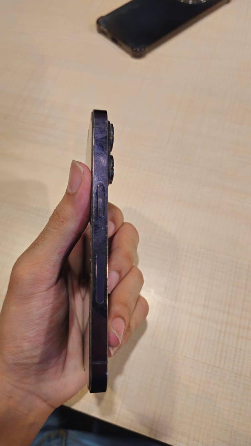 Apple iPhone 14 Pro 3