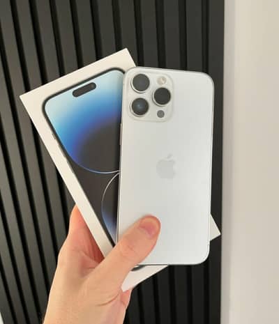 iPhone 14 Pro Silver 256GB PTA Approved 93 BH W. Box  12 13 14 15 16 17