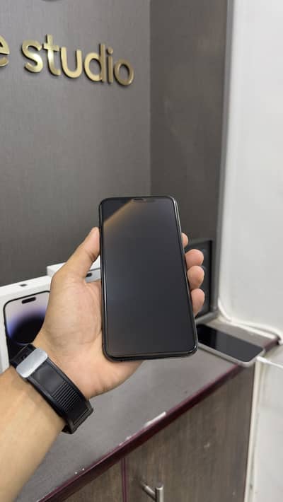 Apple iPhone 11 Pro Max PTA