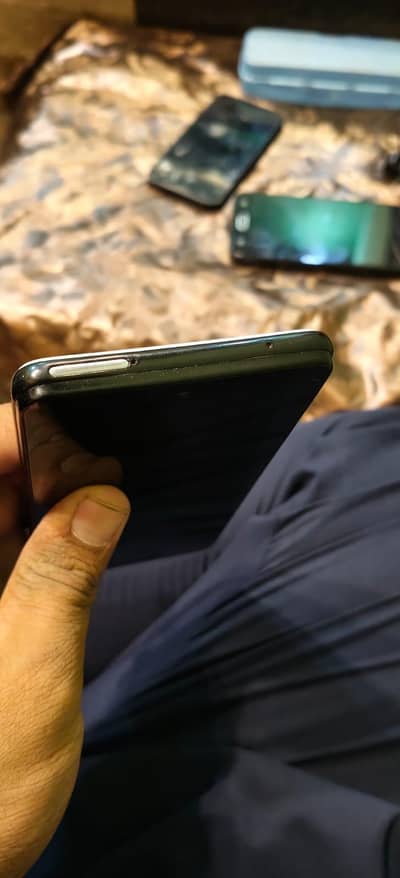Samsung Mobile A52