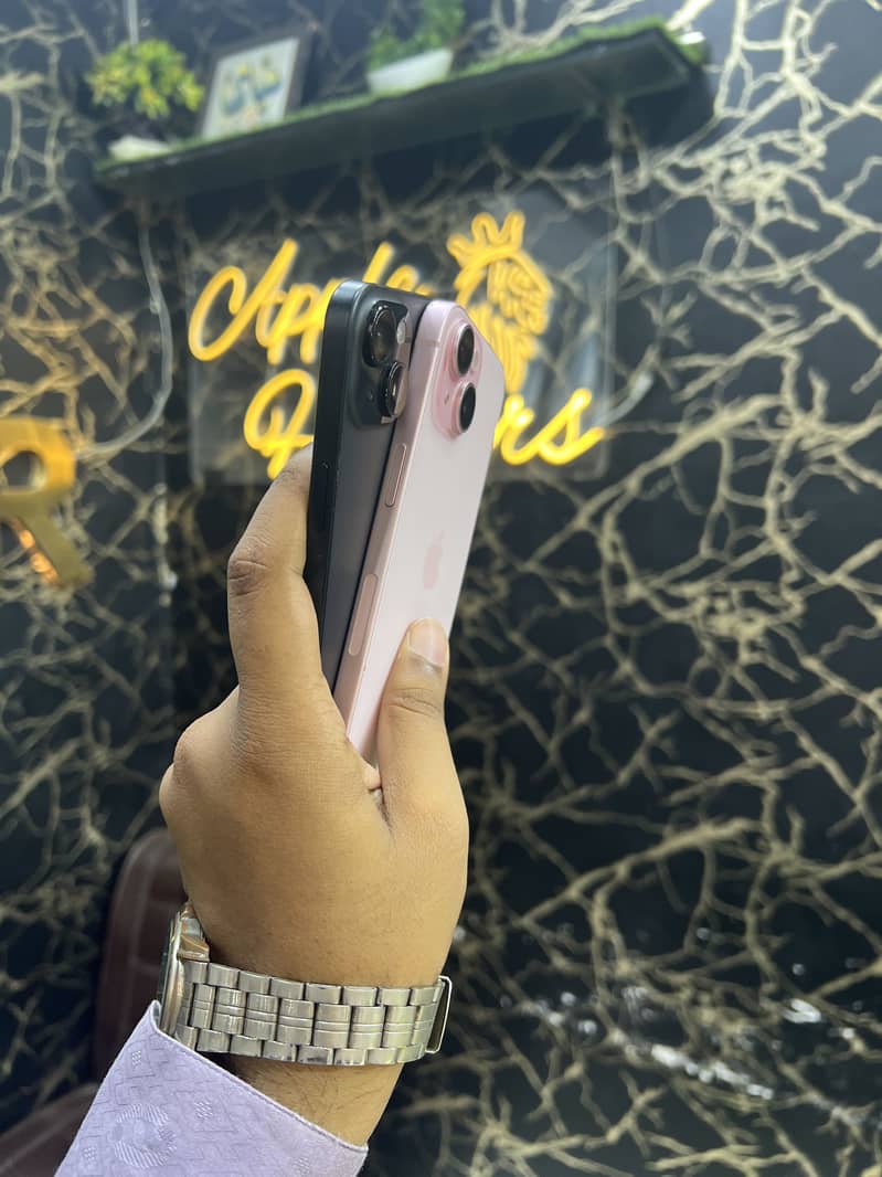 Apple iPhone 15 1