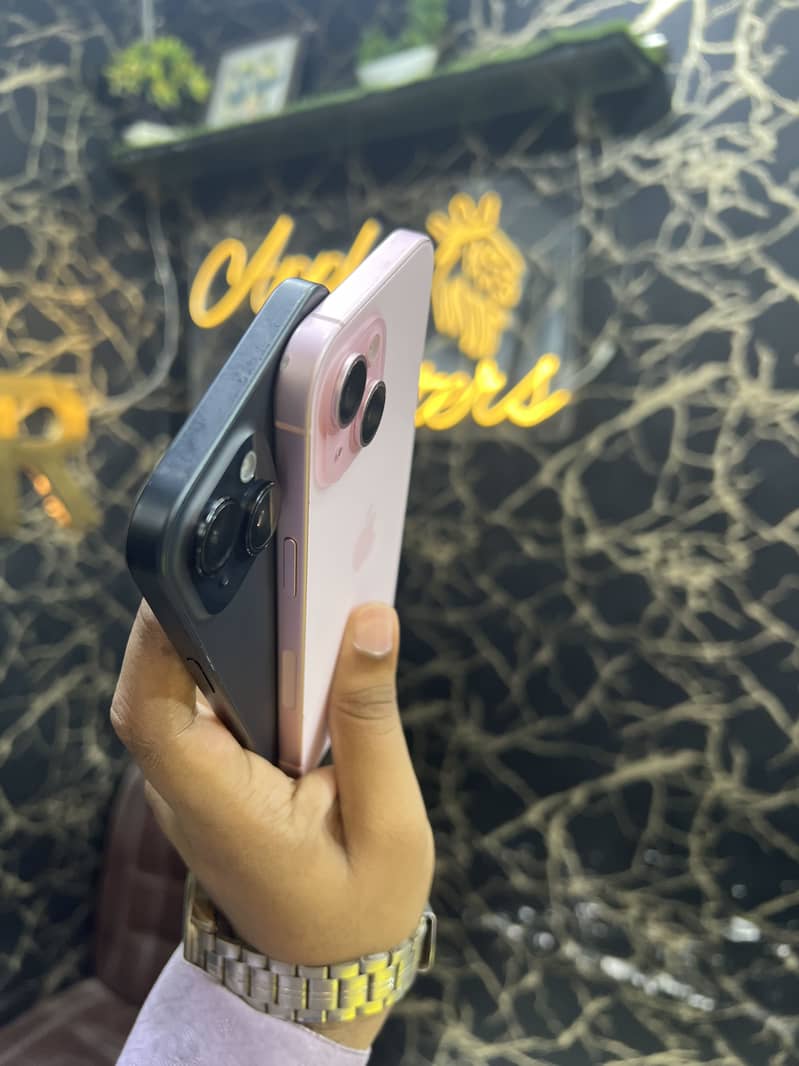 Apple iPhone 15 3