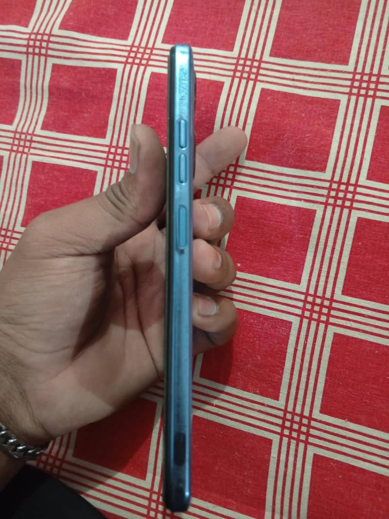 Tecno Spark 10C 4