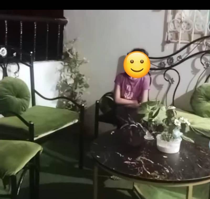 iron sofa set 0
