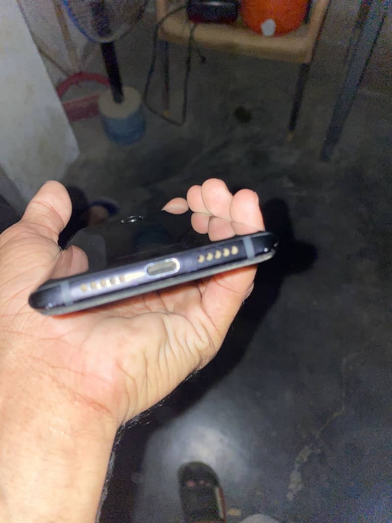 One Plus 6T 2
