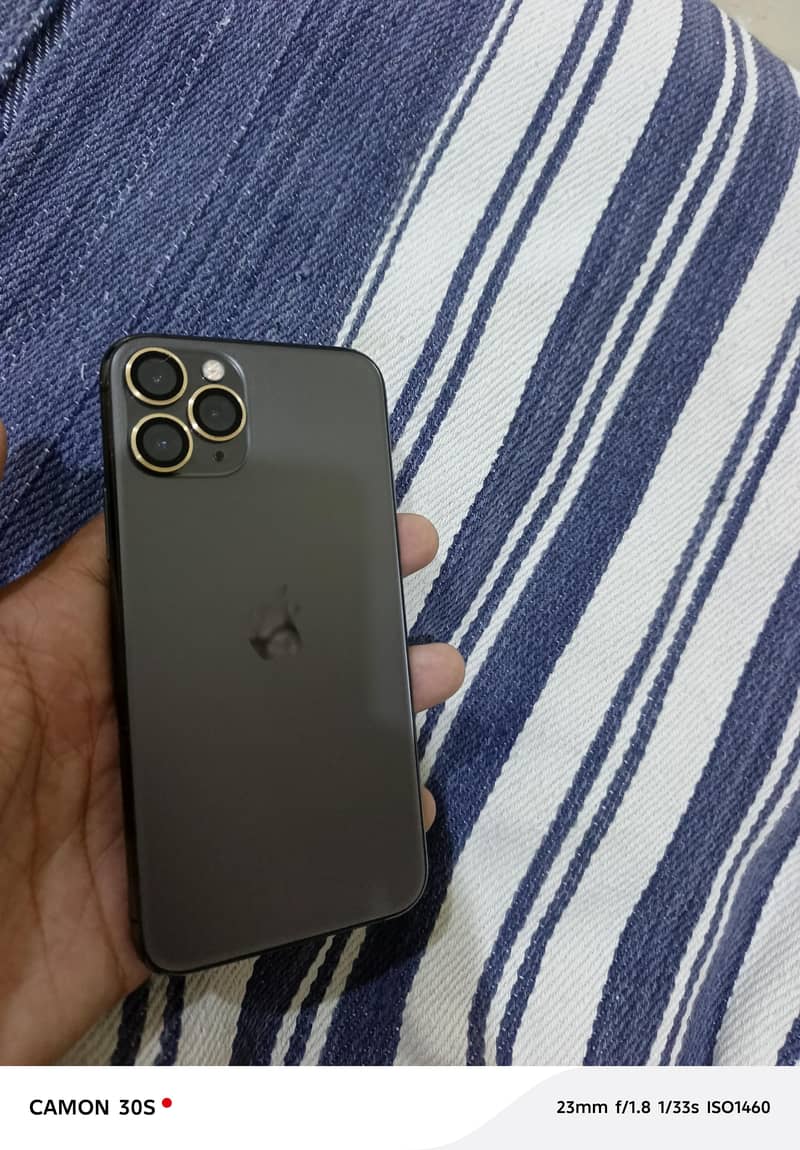 Apple iPhone 11 Pro 5