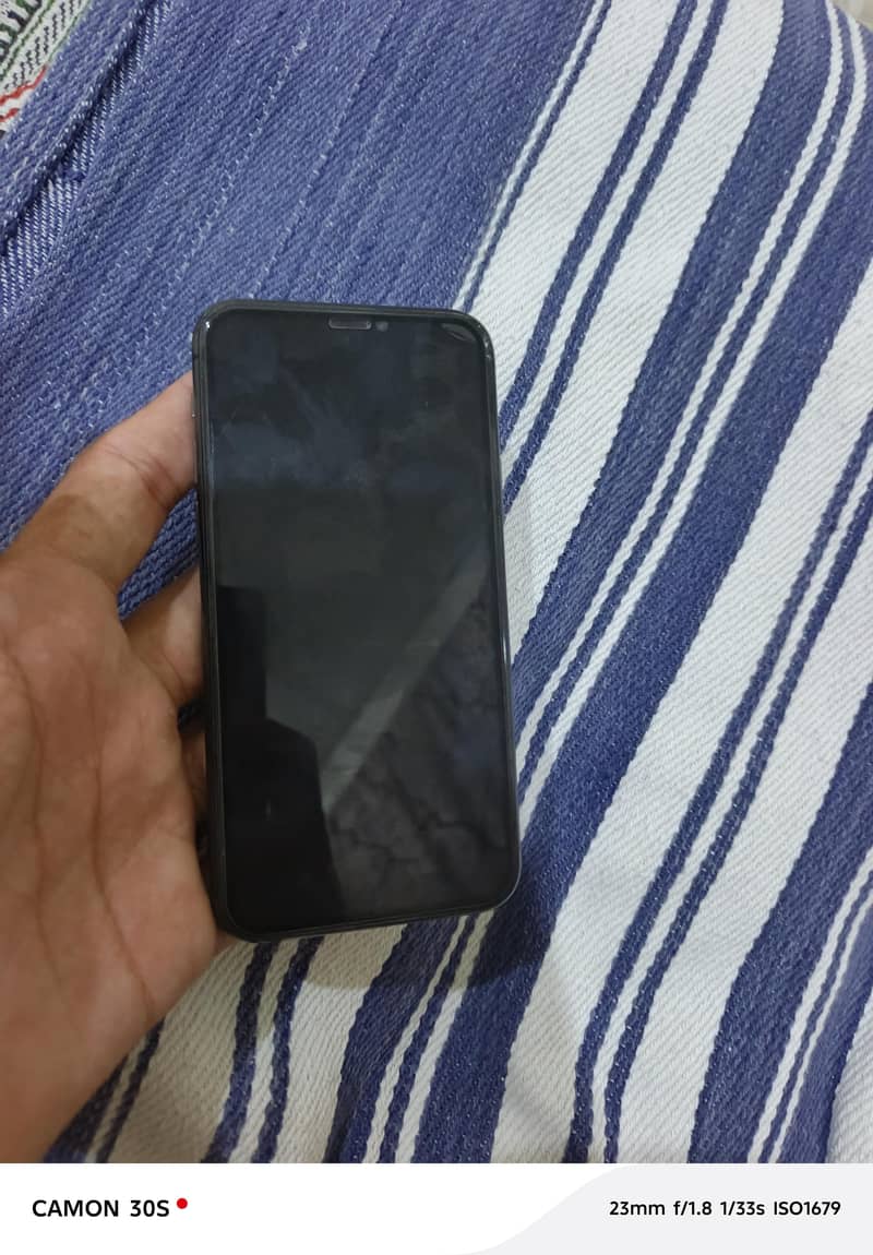 Apple iPhone 11 Pro 6