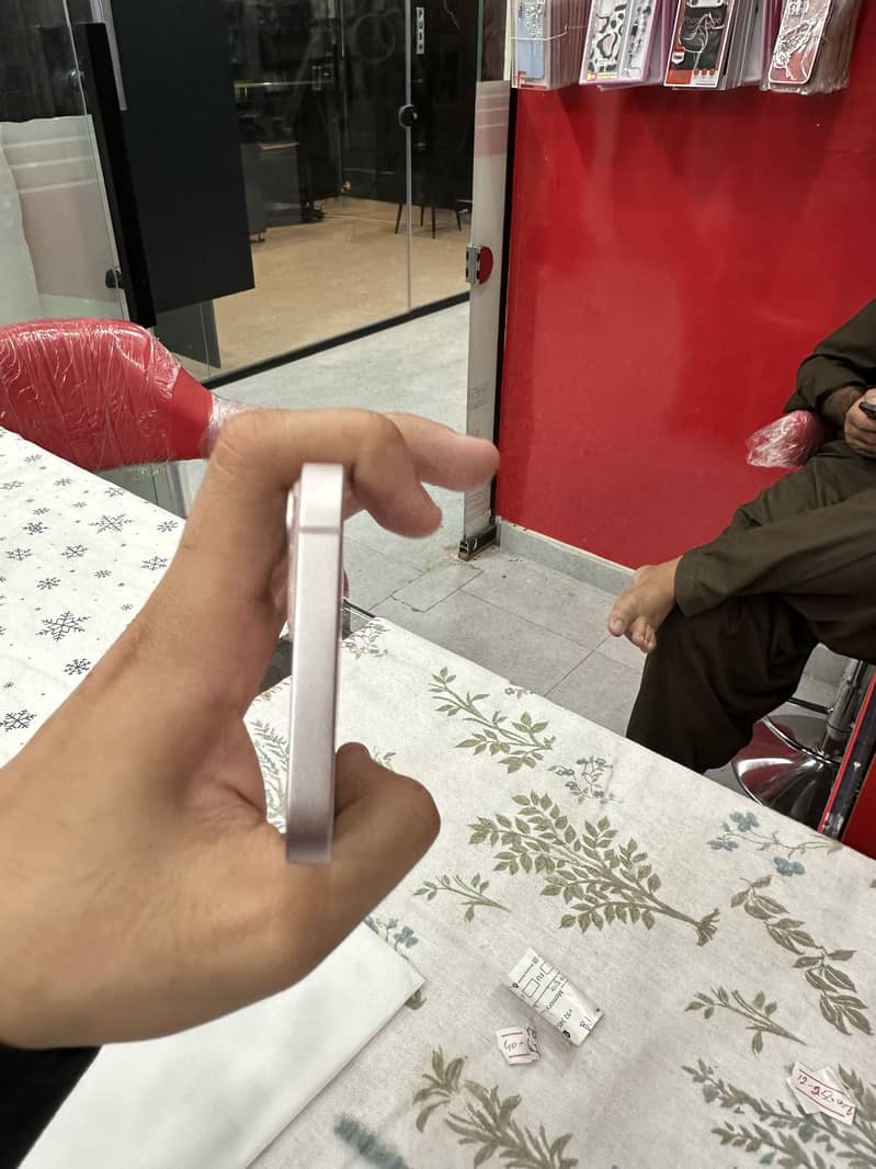 Apple iPhone 14 1