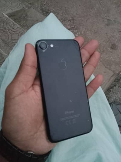 Apple iPhone 7
