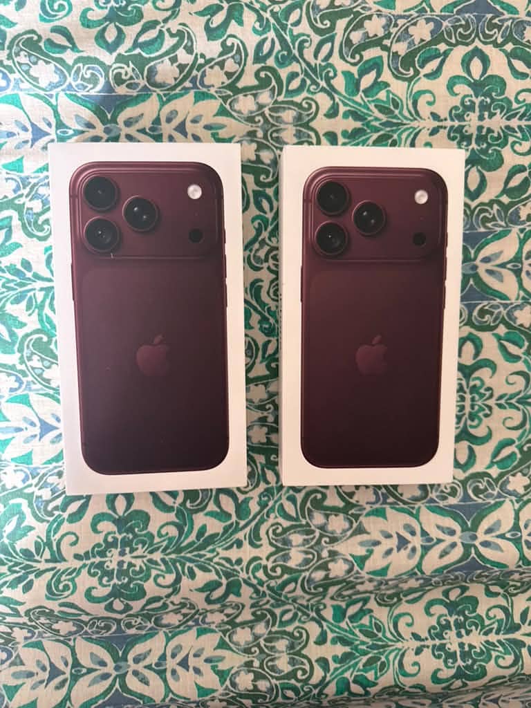 Apple iPhone 18 Pro 256GB Burgundy Brand New 0