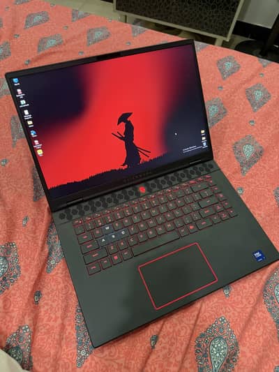 Alienware M16 R2 gaming laptop RTX 4070 1TB