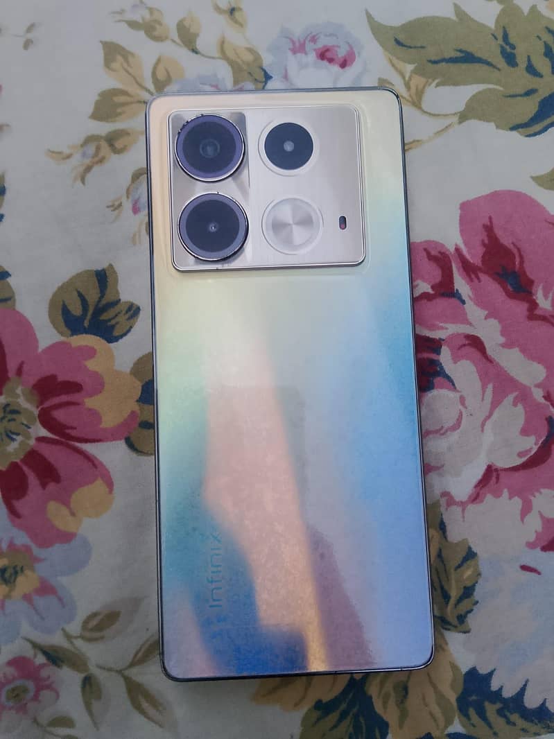 Infinix Note 40 1