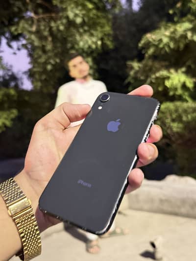 Apple iPhone XR jv sim time hai 64gb exchange possible