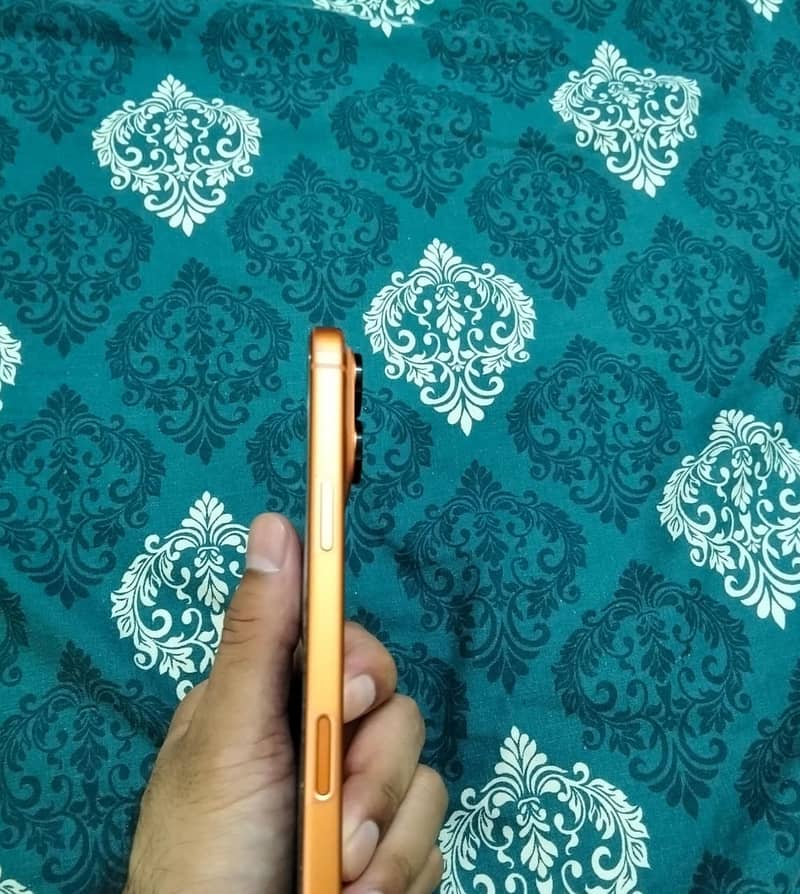 Apple iPhone 17 Pro Max 5